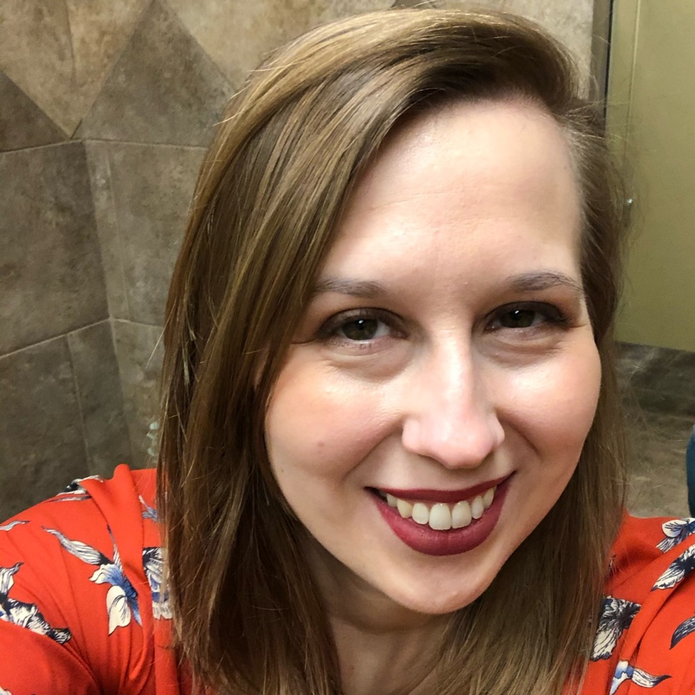 Meet your Posher, Claire